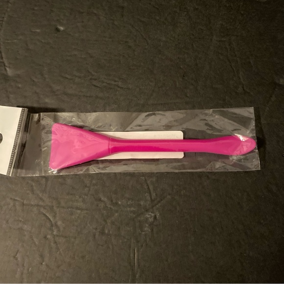 Silicone Face Cream/makeup Applicator - Picture 1 of 1